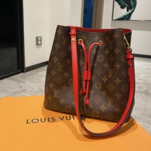 Sra. Louis Vuitton bolso de hombro neonoe bolso de cubo rojo