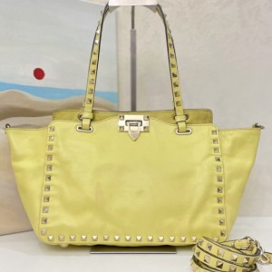  Valentino rockstud bolso de hombro tama?o peque?o hardware amarillo dorado