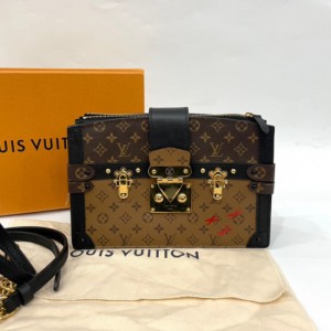 Louis Vuitton bolso para un solo hombro LV chip de color caramelo de flores antiguas Caja suave de Trump CLUTCH