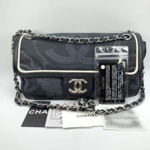 Sra. chanel, bolsos de hombro, lona y cuero