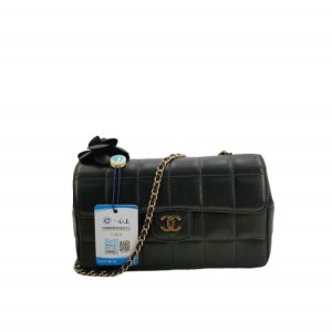 Chanel chocolate bar bolso de hombro negro 2005