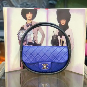 Bolso de la Sra. Chanel Chanel Blue Silver Button Hula Ring trompeta