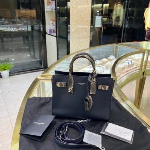 Sra. Yves Saint Laurent bolso de hombro bolso de órgano de Saint Laurent