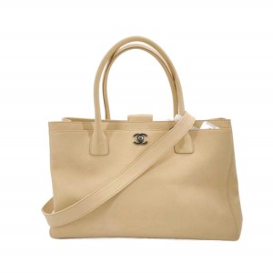 Bolso Chanel CERF tote color beige plateado 2011