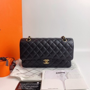 Bolso de hombro de la Sra. Chanel