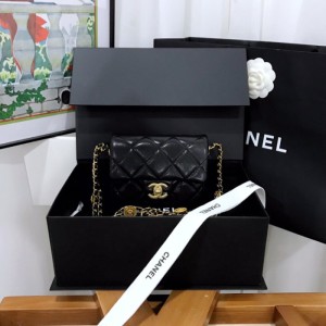 Sra. Chanel Bolsos de hombro Chanel