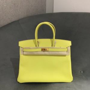 Bolso Birkin 35 hardware verde oscuro dorado