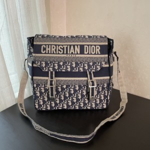 dior campショルダーバッグ中サイズ