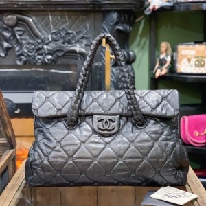 Bolso de hombro de la Sra. Chanel Chanel bolso tejido a cuadros de diamante estampado en negro