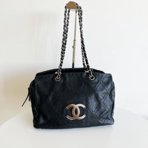 Sra. Chanel bolso de hombro Chanel Chanel doble C gran bolso de hombro de plata lingge