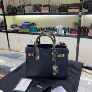 Sra. Yves Saint Laurent bolso hombro con hombro bolsa de órgano de color de piel de lagarto Saint Laurent