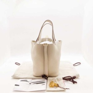 Bolso de dama Hermes batido blanco 18 cesta de verduras con botones de oro