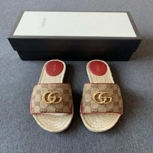 Sandalias  zapatillas para mujeres Gucci