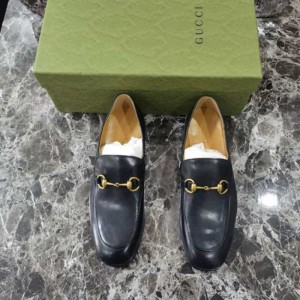 Zapatos de cuero para hombres Gucci