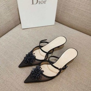 Sandalias  zapatillas para mujeres Dior