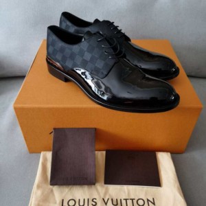 Zapatos de cuero para hombres Louis Vuitton