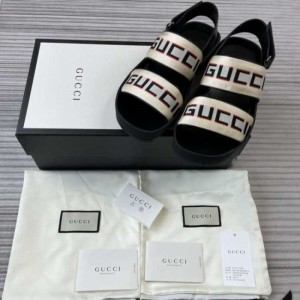 Sandalias  zapatillas para hombres Gucci