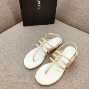 Sandalias  zapatillas para mujeres Chanel