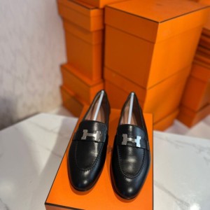  zapatos planos de la Sra. Hermes China (chn)  37.5 en negro