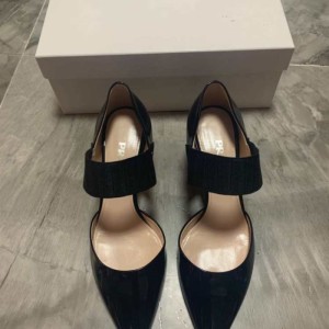 Zapatos de tacón alto para mujeres Prada