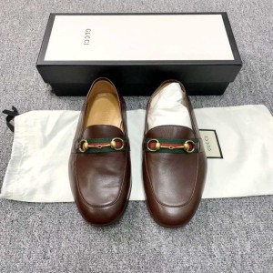 Zapatos de cuero para hombres Gucci