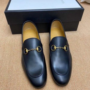 Zapatos de cuero para hombres Gucci