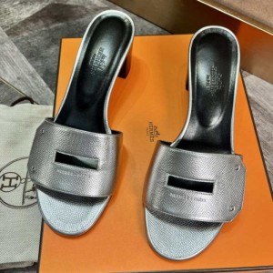 Sandalias  zapatillas para mujeres Hermes