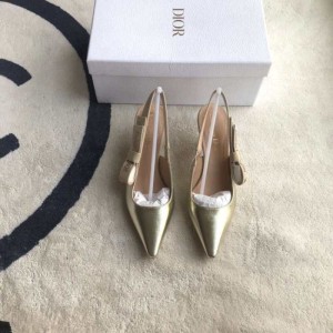 Sra. Dior zapatos bajos  medianos piel dorada