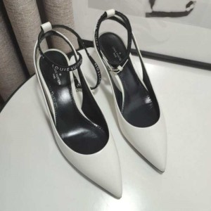 Zapatos de tacón bajo  medio para mujeres de Louis Vuitton