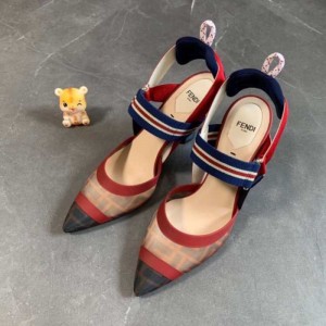 Zapatos de tacón bajo  medio para mujeres Fendi