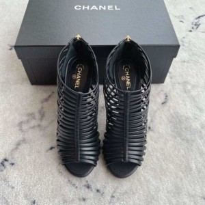 Sandalias  zapatillas para mujeres Chanel