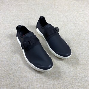 Zapatos casuales para hombres Prada talla 40