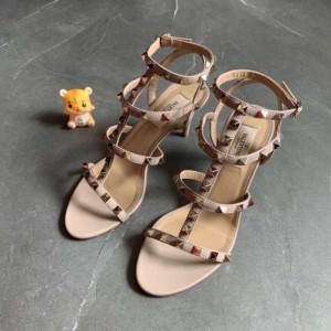 Sandalias  zapatillas para mujeres Valentino