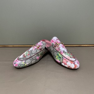 Sandalias Gucci  zapatillas flores antiguas zapatillas Mueller 36