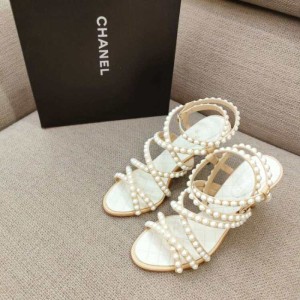 Sandalias  zapatillas para mujeres Chanel