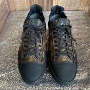 Zapatos casuales para hombres Louis Vuitton