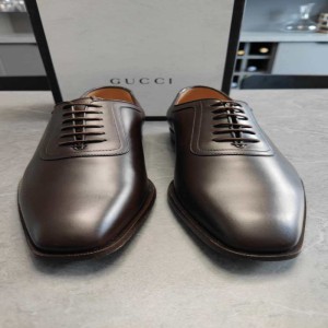 Zapatos de cuero para hombres Gucci