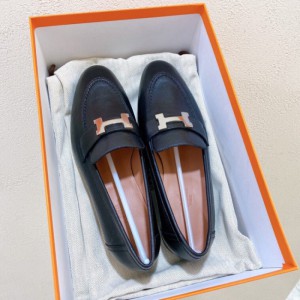 Zapatos de cuero Hermes Hermes zapatos negros de plata le Fu talla 37