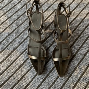 Sandalias  zapatillas de la Sra. Alexander Wang con tacones altos