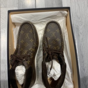 Zapatos planos Louis Vuitton talla 7