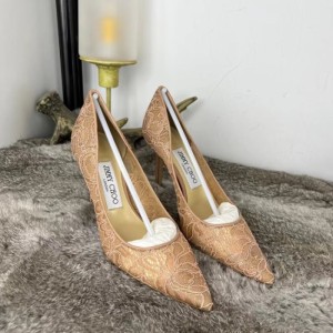 Tacones altos de la Sra. Zhou yangjie Jimmy Choo encaje tacones altos desnudos