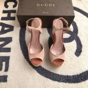 Sandalias  zapatillas de la Sra. Gucci sandalias de talón Gucci