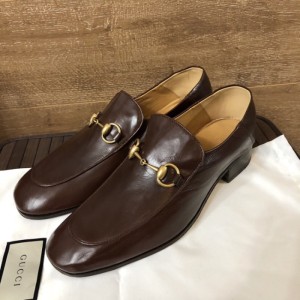 Zapatos de cuero para hombres Gucci