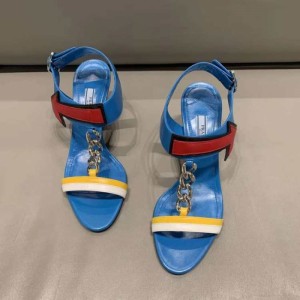 Sandalias  zapatillas para mujeres Prada