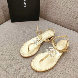 Sandalias  zapatillas para mujeres Chanel