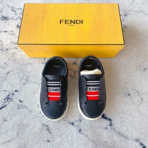 Zapatillas deportivas para mujeres Fendi