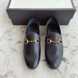 Gucci zapatos de cuero para hombres, caballos, hebillas, zapatos lefu negros