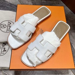 Sandalias  zapatillas para mujeres Hermes