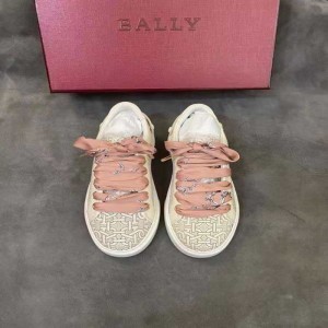 Zapatos casuales de la Sra. Baley última personalidad impresa en blanco