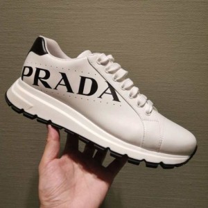 Zapatillas deportivas para hombres Prada zapatillas para hombres